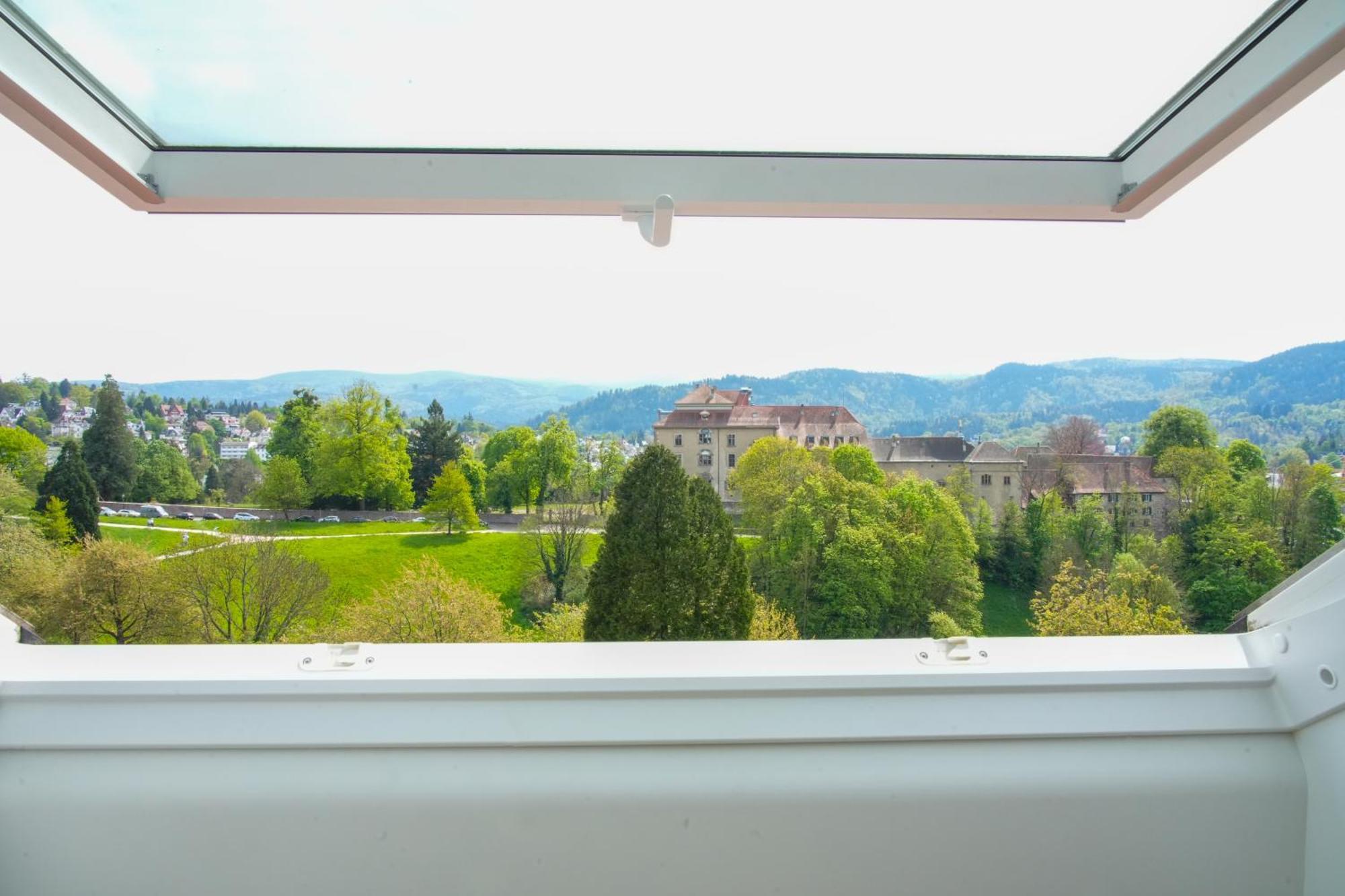 Stadtblick Vom Herrengut Baden-Baden Exterior foto